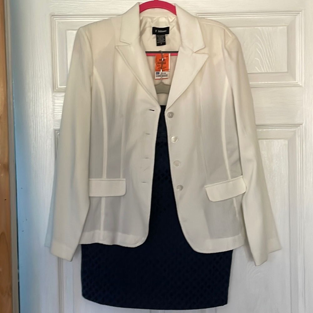 Navy Soho pencil skirt sz6, cream jacket w/ slacks sz8 by T Milano NWT.